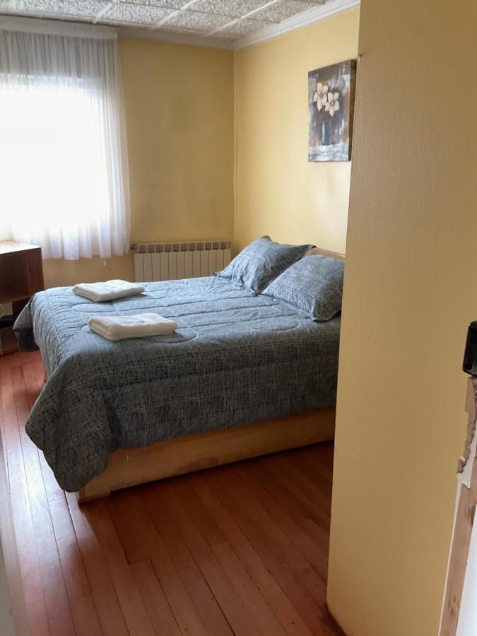 פואנטה ארנס Hostal Balmaceda מראה חיצוני תמונה